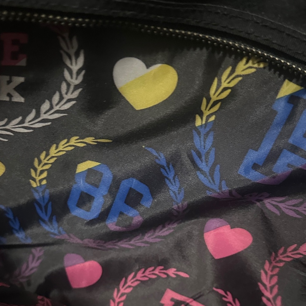 Pink Victoria’s Secret Black Sequin Heart laptop bag - Picture 3 of 4